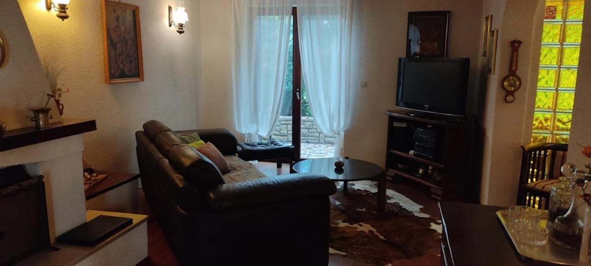 Holiday Home Ermanna Pula Exterior foto