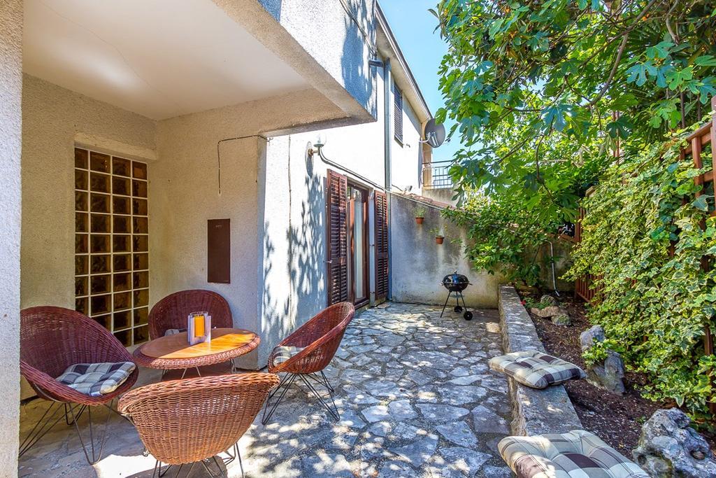 Holiday Home Ermanna Pula Exterior foto