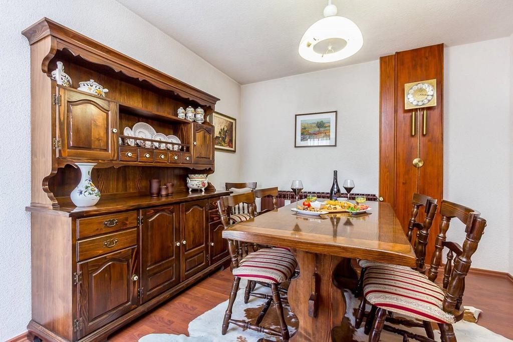 Holiday Home Ermanna Pula Exterior foto